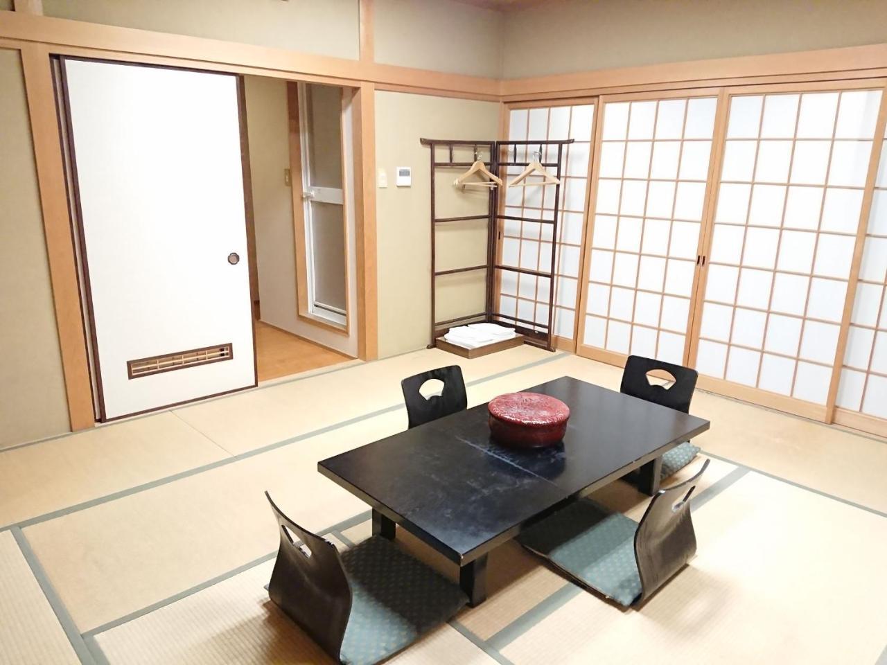 Hotel Crown Hills Imabari Exterior photo